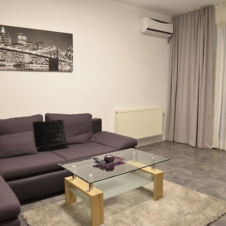 Andrew Beach Apartment Неводарі Екстер'єр фото