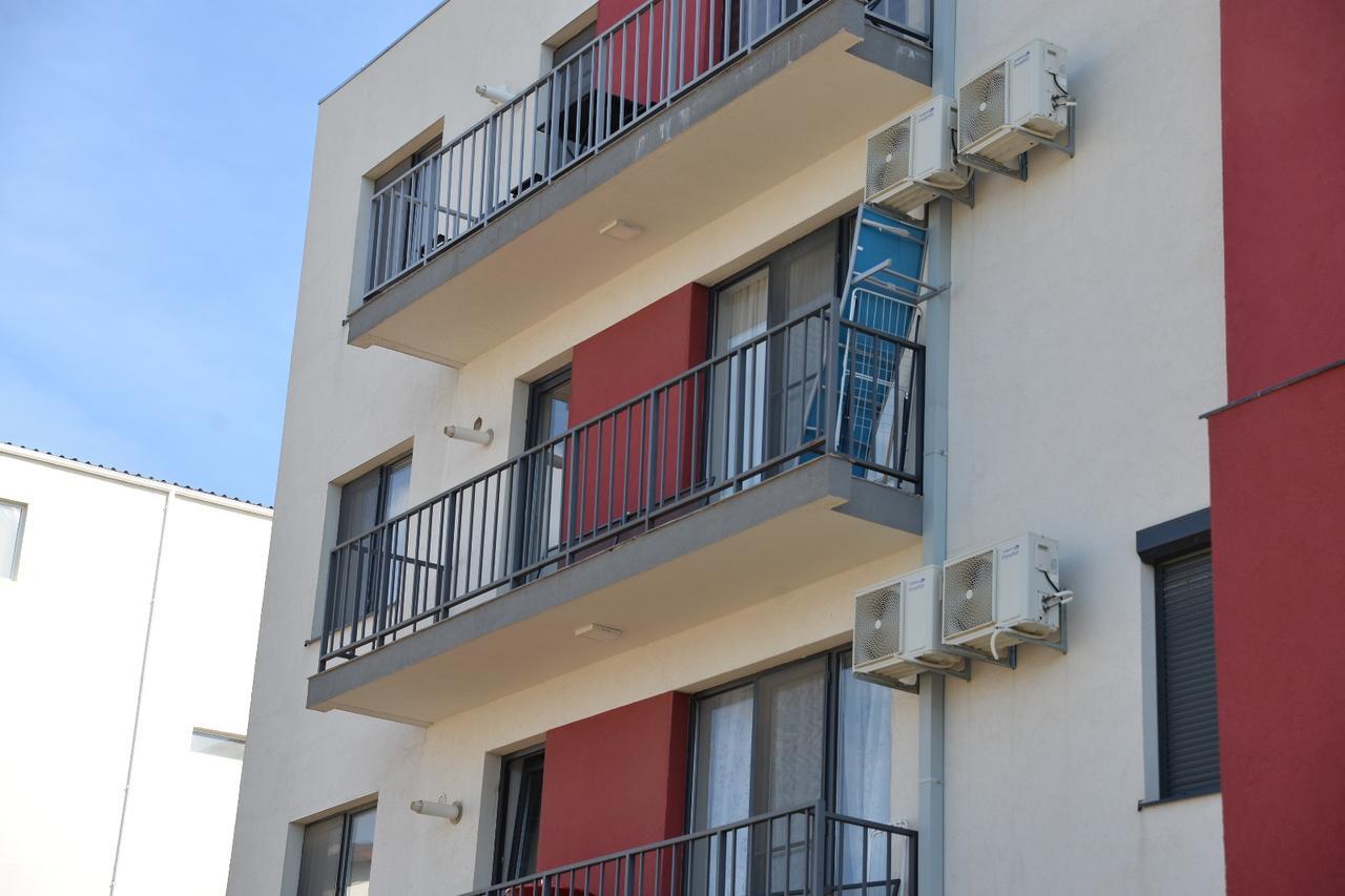 Andrew Beach Apartment Неводарі Екстер'єр фото